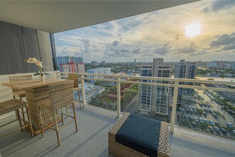 Copropriété à vendre à Hallandale Beach, Floride: 2 chambres, 121.89 m2 № 1292815 - photo 30