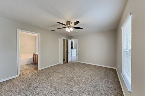 Villa ou maison à louer à Kissimmee, Floride: 4 chambres, 171.96 m2 № 1369659 - photo 4