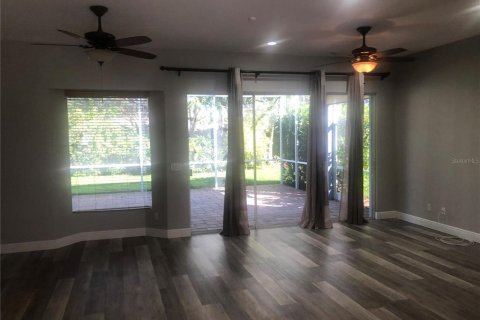 Villa ou maison à louer à Sarasota, Floride: 2 chambres, 159.88 m2 № 1369698 - photo 4