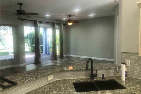 Villa ou maison à louer à Sarasota, Floride: 2 chambres, 159.88 m2 № 1369698 - photo 12