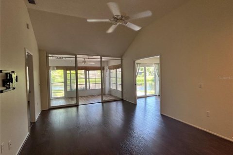 Copropriété à louer à Bradenton, Floride: 2 chambres, 127.18 m2 № 1369700 - photo 9