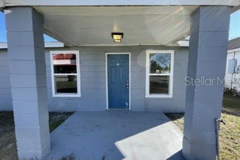 Apartamento en alquiler en Lake Wales, Florida, 2 dormitorios, 383.04 m2 № 1369697 - foto 1