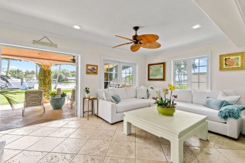 Villa ou maison à vendre à Palm Beach Gardens, Floride: 5 chambres, 556.3 m2 № 411066 - photo 13
