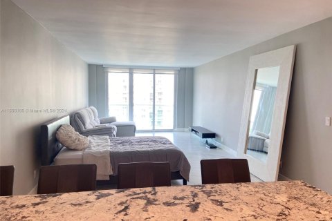 Copropriété à vendre à Sunny Isles Beach, Floride: 1 chambre, 93.37 m2 № 1355389 - photo 9