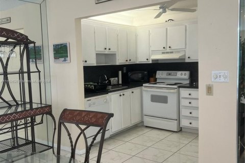 Condominio en venta en Delray Beach, Florida, 1 dormitorio, 70.61 m2 № 1355426 - foto 15