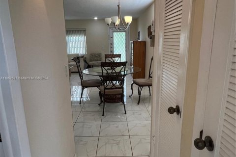 Condominio en venta en Delray Beach, Florida, 1 dormitorio, 70.61 m2 № 1355426 - foto 18