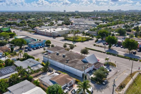 Propiedad comercial en venta en Pompano Beach, Florida № 1355390 - foto 4