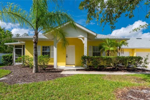 Villa ou maison à vendre à Punta Gorda, Floride: 2 chambres, 127.09 m2 № 1248615 - photo 2