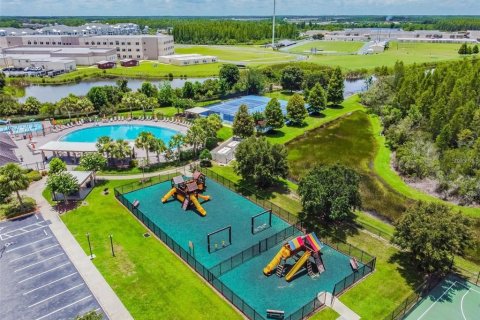 Villa ou maison à vendre à Land O' Lakes, Floride: 6 chambres, 278.71 m2 № 1253957 - photo 28