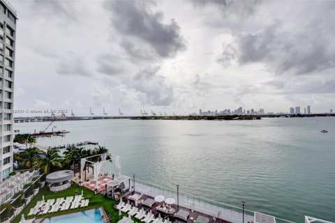 Condominio en venta en Miami Beach, Florida, 1 dormitorio, 64.66 m2 № 934146 - foto 5