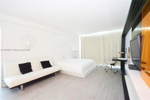 Condominio en venta en Miami Beach, Florida, 1 dormitorio, 64.66 m2 № 934146 - foto 8