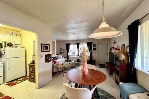 Condo in West Palm Beach, Florida, 1 bedroom  № 1139166 - photo 13