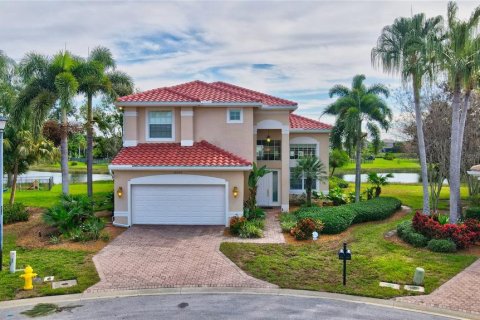 Villa ou maison à vendre à Fort Myers, Floride: 4 chambres, 259.29 m2 № 886945 - photo 1