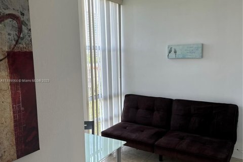 Condo in Sunny Isles Beach, Florida, 1 bedroom  № 883952 - photo 6