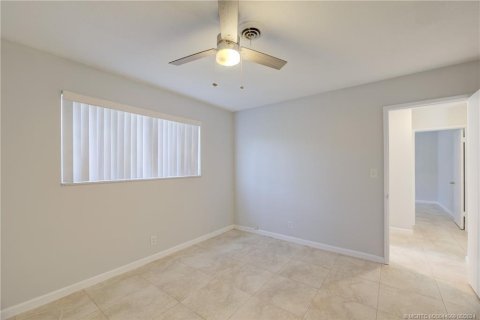 Commercial property in Fort Lauderdale, Florida 278.8 sq.m. № 1207954 - photo 26