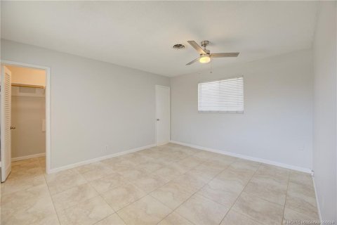 Commercial property in Fort Lauderdale, Florida 278.8 sq.m. № 1207954 - photo 30