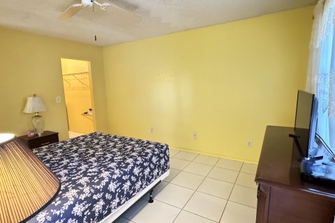 Condo in West Palm Beach, Florida, 1 bedroom  № 1121376 - photo 30