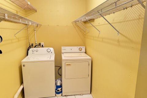 Condo in West Palm Beach, Florida, 1 bedroom  № 1121376 - photo 27