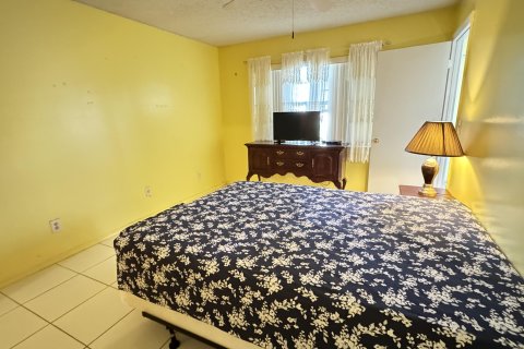 Condo in West Palm Beach, Florida, 1 bedroom  № 1121376 - photo 28