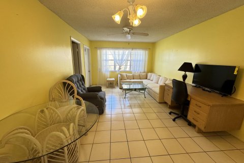 Condo in West Palm Beach, Florida, 1 bedroom  № 1121376 - photo 19