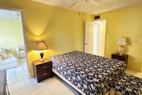 Condo in West Palm Beach, Florida, 1 bedroom  № 1121376 - photo 29