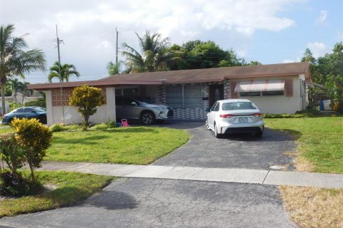 Casa en venta en Margate, Florida, 4 dormitorios, 153.66 m2 № 1207298 - foto 10