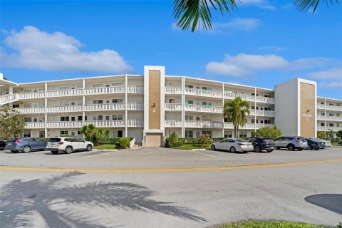Copropriété à vendre à Deerfield Beach, Floride: 2 chambres, 92.9 m2 № 954107 - photo 28
