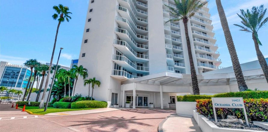 Condo in Sunny Isles Beach, Florida, 3 bedrooms  № 1399542