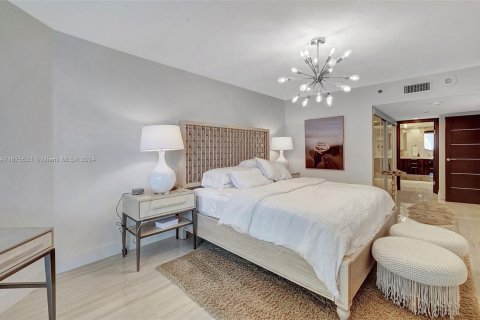 Condo in Sunny Isles Beach, Florida, 3 bedrooms  № 1399542 - photo 30