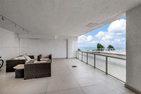 Condo in Sunny Isles Beach, Florida, 3 bedrooms  № 1399542 - photo 20