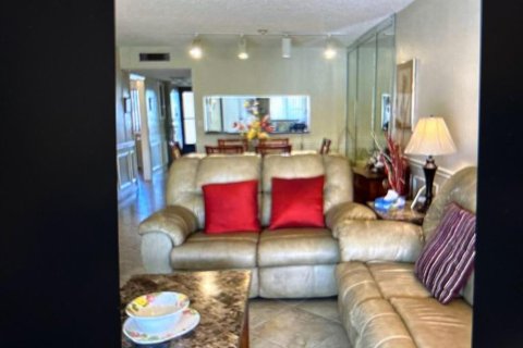 Copropriété à vendre à Lake Worth, Floride: 2 chambres, 94.48 m2 № 618176 - photo 13