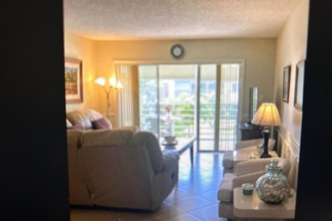 Condominio en venta en Lake Worth, Florida, 2 dormitorios, 94.48 m2 № 618176 - foto 12