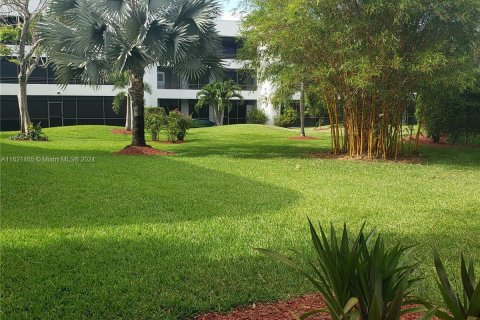 Copropriété à vendre à Hollywood, Floride: 2 chambres, 120.77 m2 № 1268894 - photo 17