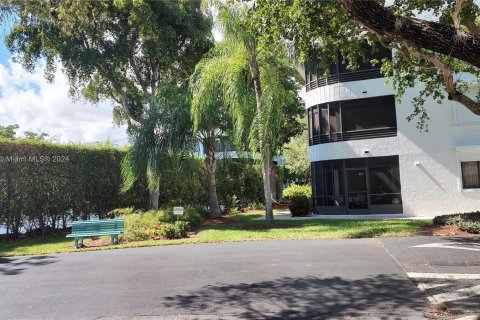 Copropriété à vendre à Hollywood, Floride: 2 chambres, 120.77 m2 № 1268894 - photo 19