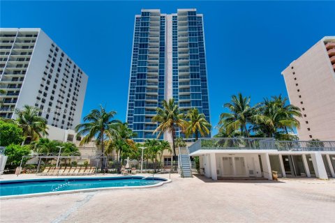 Condominio en venta en Miami Beach, Florida, 2 dormitorios, 152.82 m2 № 1281935 - foto 18