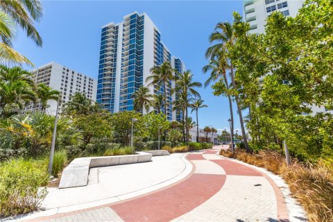 Condominio en venta en Miami Beach, Florida, 2 dormitorios, 152.82 m2 № 1281935 - foto 30