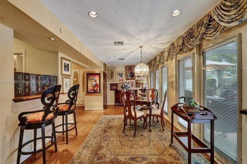 Villa ou maison à vendre à Hollywood, Floride: 7 chambres, 436.83 m2 № 839089 - photo 15