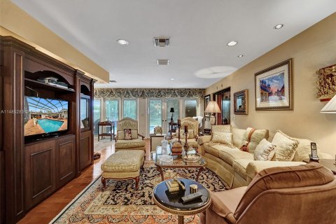 Casa en venta en Hollywood, Florida, 7 dormitorios, 436.83 m2 № 839089 - foto 13