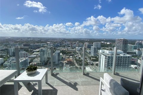 Condominio en venta en Miami, Florida, 4 dormitorios, 352.66 m2 № 1417850 - foto 23