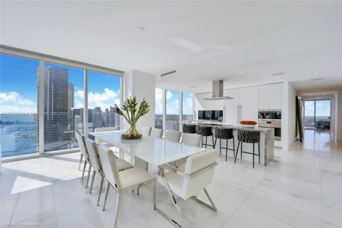 Condominio en venta en Miami, Florida, 4 dormitorios, 352.66 m2 № 1417850 - foto 6