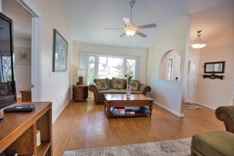 Casa en venta en Port Charlotte, Florida, 3 dormitorios, 135.82 m2 № 1342114 - foto 9