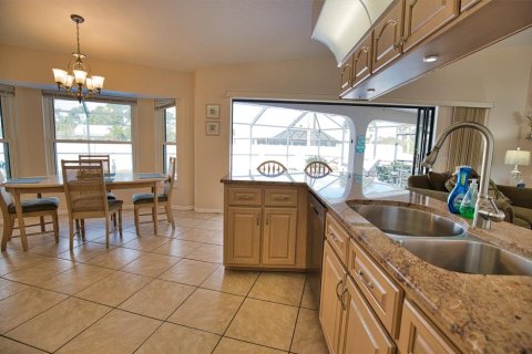 Casa en venta en Port Charlotte, Florida, 3 dormitorios, 135.82 m2 № 1342114 - foto 17