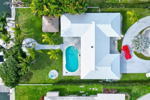 Villa ou maison à vendre à Hallandale Beach, Floride: 3 chambres, 180.88 m2 № 991638 - photo 3