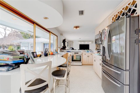 Villa ou maison à vendre à Hallandale Beach, Floride: 3 chambres, 180.88 m2 № 991638 - photo 7