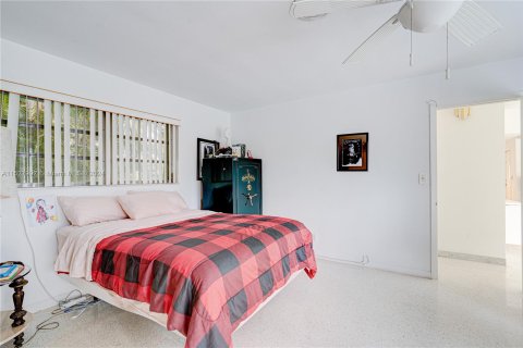 Villa ou maison à vendre à Hallandale Beach, Floride: 3 chambres, 180.88 m2 № 991638 - photo 10