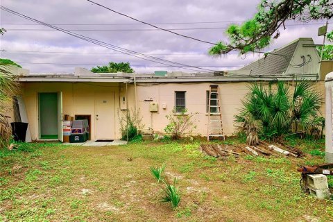 Immobilier commercial à vendre à Englewood, Floride: 421.96 m2 № 245942 - photo 2