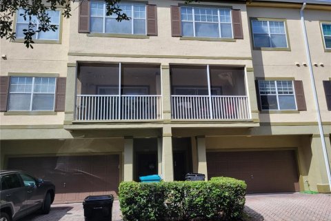 Copropriété à vendre à Orlando, Floride: 2 chambres, 116.13 m2 № 1354158 - photo 1