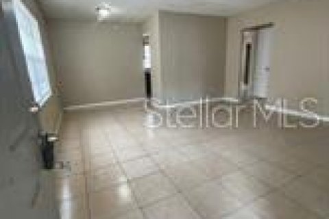 Commercial property in Lakeland, Florida 92.9 sq.m. № 1299046 - photo 5