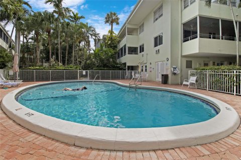 Copropriété à vendre à Fort Lauderdale, Floride: 1 chambre, 57.6 m2 № 1217571 - photo 1