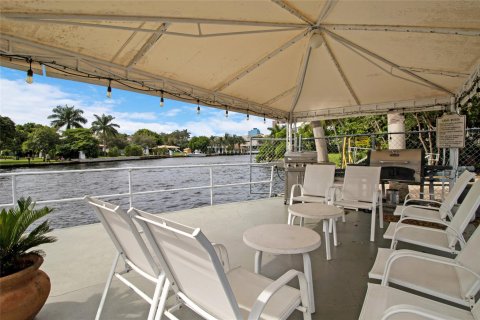 Condominio en venta en Fort Lauderdale, Florida, 1 dormitorio, 57.6 m2 № 1217571 - foto 3